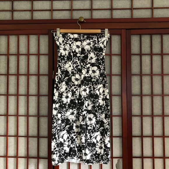 Strapless Black and White Floral Dress - Picture 6 of 6